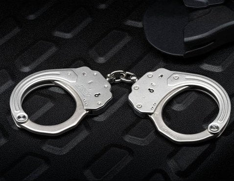 ASP Handschelle Sentry mit Kette aus Stahl