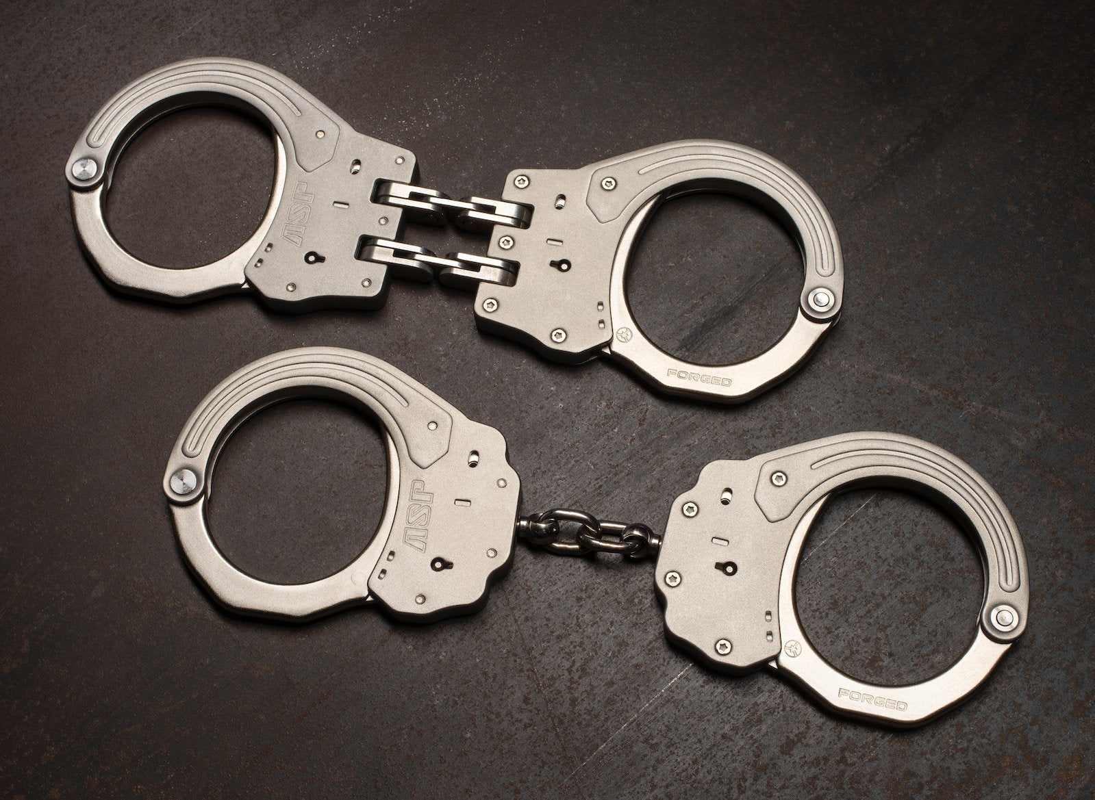 ASP Handschelle Sentry mit Kette aus Stahl